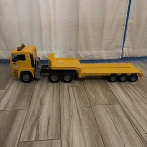 BRUDER MAN TGA 41,440 M-AN (2001) YELLOW TRUCK MASTER Low Loader Semi Trailer